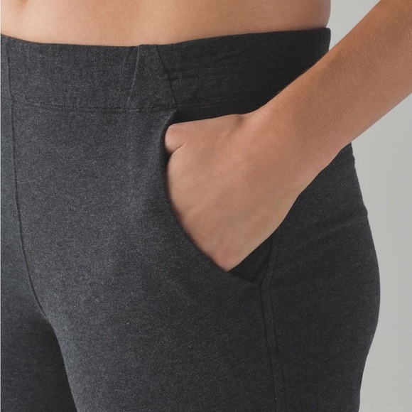 LULULEMON light heathered grey all time sweatpants - Picture 3 of 11